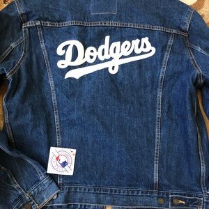 Levi’s Men’s XL Dodgers Jean Trucker Jacket